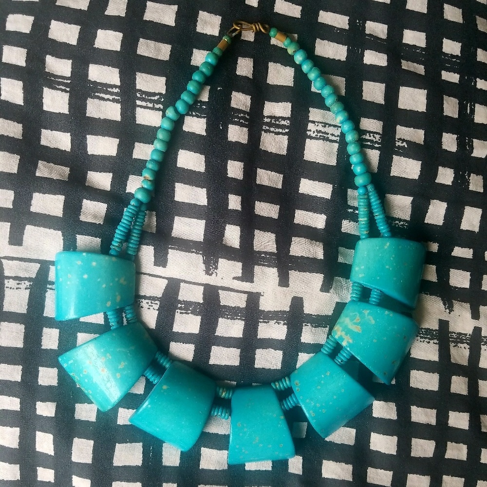 Teal fashion necklace